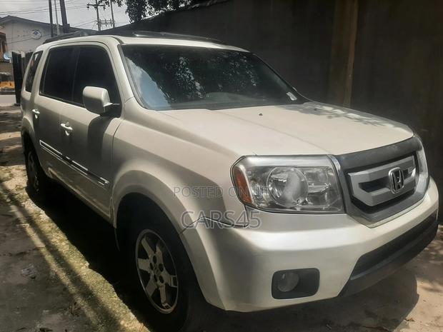 Honda Pilot 2011 White