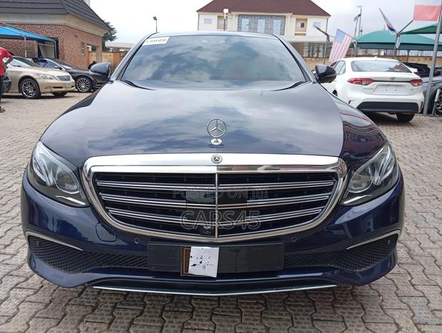 Mercedes-Benz E400 2018 Blue