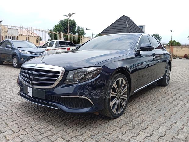 Mercedes-Benz E400 2018 Blue