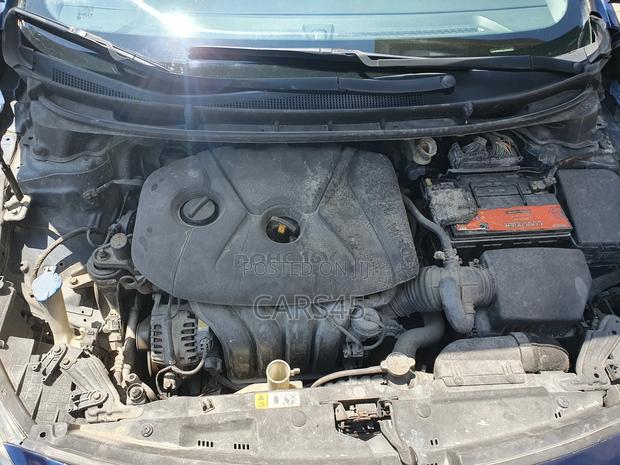 Hyundai Elantra 2013 Blue