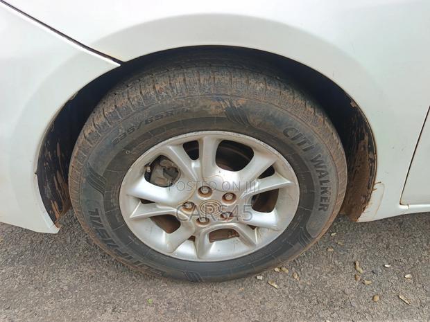 Toyota Sienna 2006 White