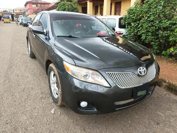 Toyota Camry 2008 Beige