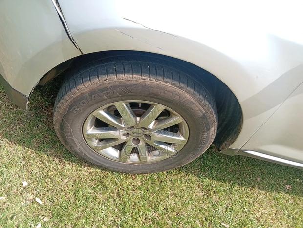Ford Edge 2011 Silver