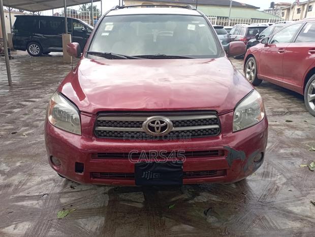 Toyota RAV4 2007 Red