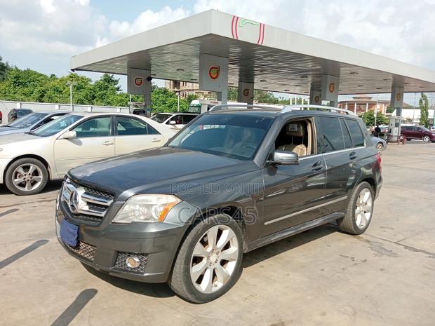 Mercedes-Benz GLK-Class 2011 Gray