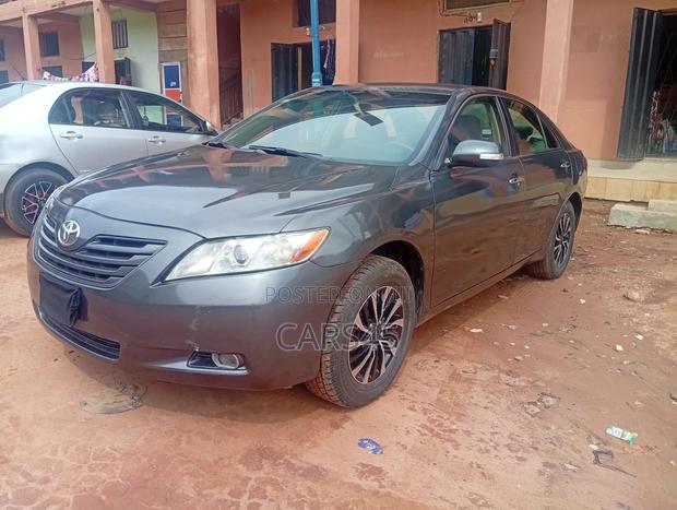 Toyota Camry 2007 Gray