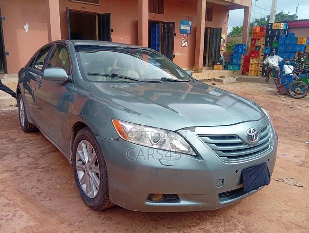 Toyota Camry 2007 Green
