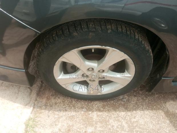 Toyota Corolla 2011 Gray
