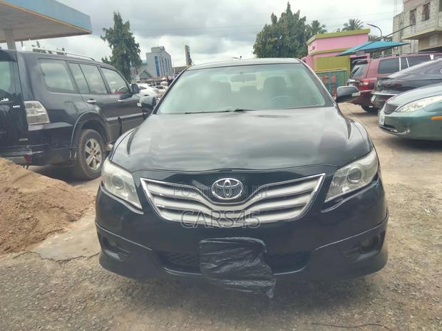 Toyota Camry 2010 Black