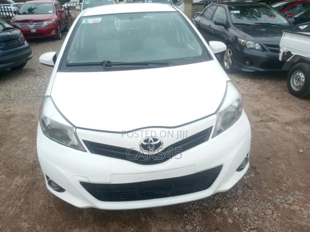 Toyota Yaris 2012 White