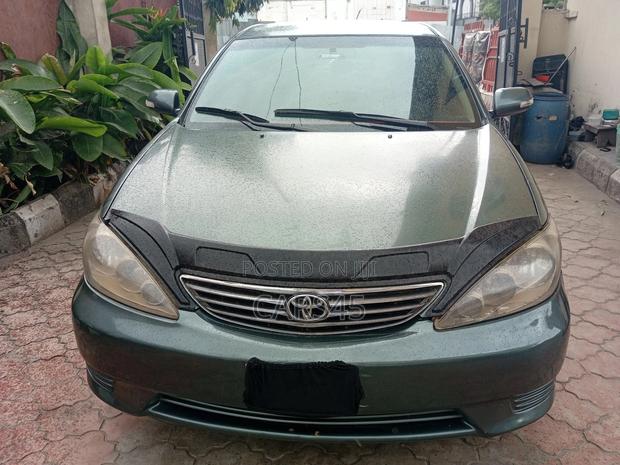 Toyota Camry 2005 Green