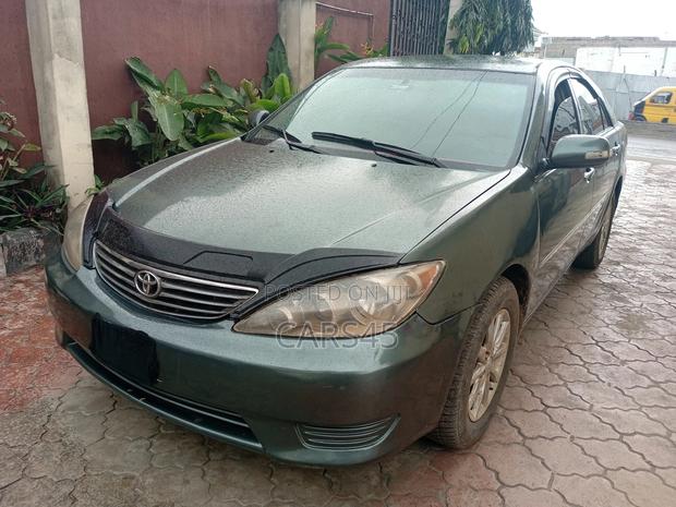 Toyota Camry 2005 Green