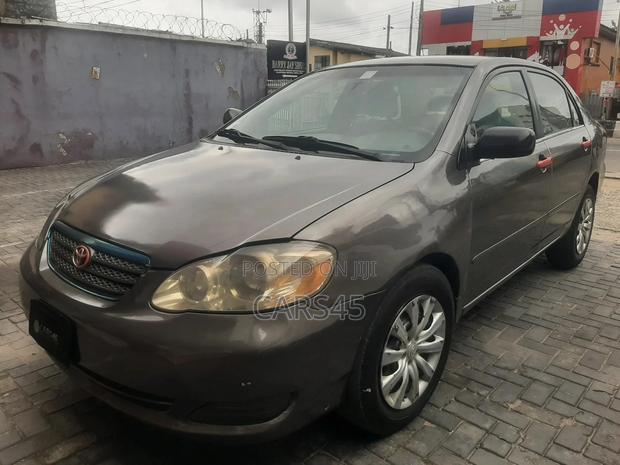 Toyota Corolla 2007 Gray