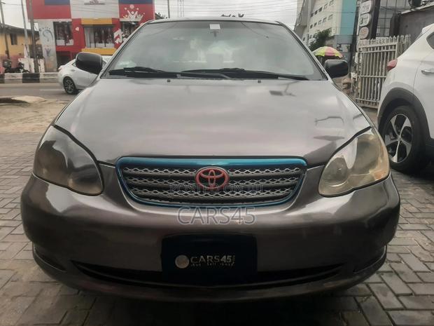 Toyota Corolla 2007 Gray