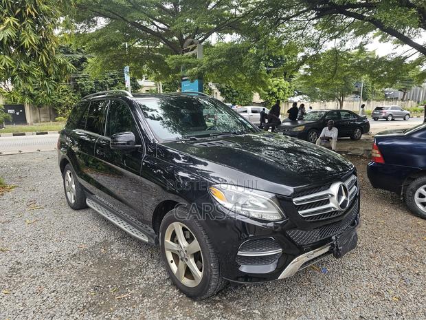 Mercedes-Benz GLE-Class 2017 Black