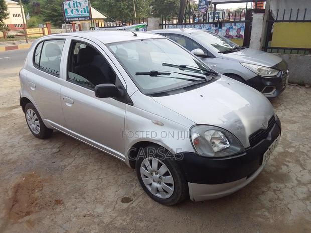 Toyota Yaris 2003 Silver