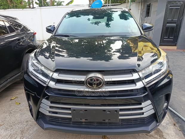 Toyota Highlander 2021 Black