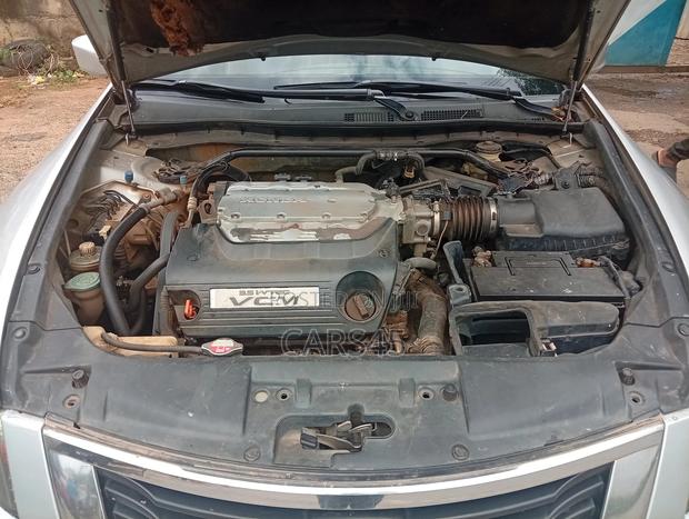 Honda Accord 2008 Silver
