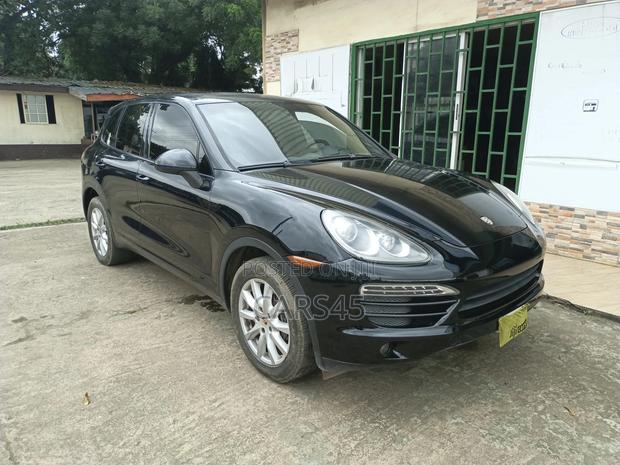 Porsche Cayenne 2013 Black