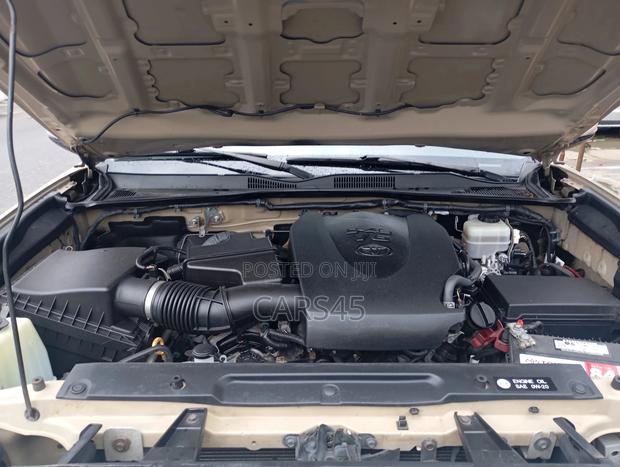Toyota Tacoma 2015 Gray