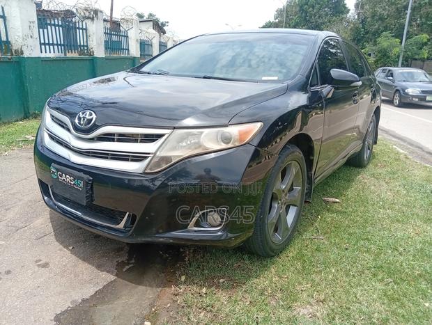 Toyota Venza 2010 Black