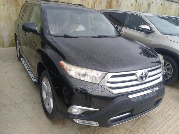 Toyota Highlander 2011 Black