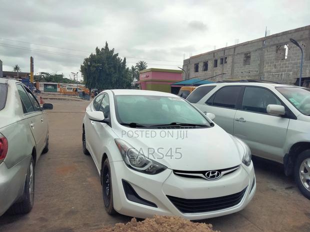 Hyundai Elantra 2016 White