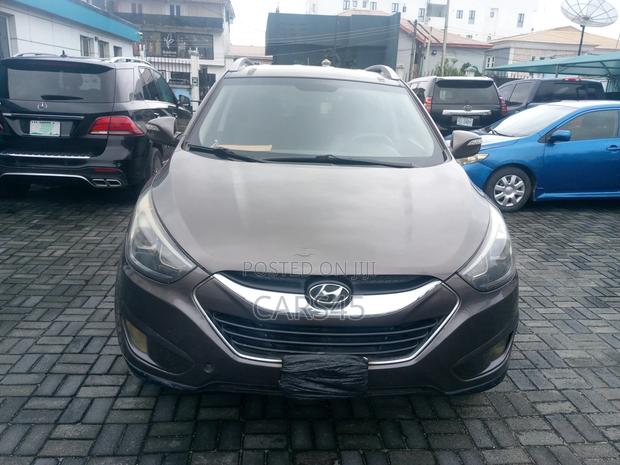 Hyundai Tucson 2014 Brown