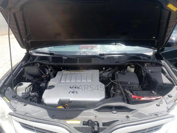 Toyota Venza 2011 Black