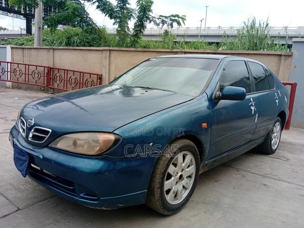 Nissan Primera 2002 Blue