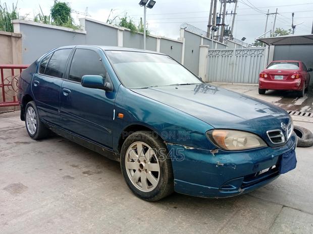 Nissan Primera 2002 Blue