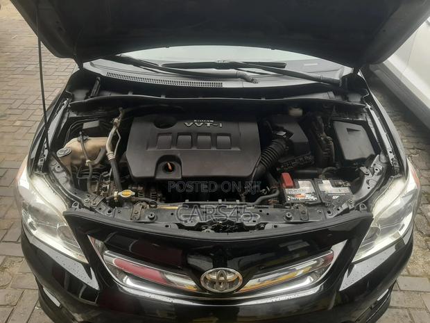 Toyota Corolla 2009 Black