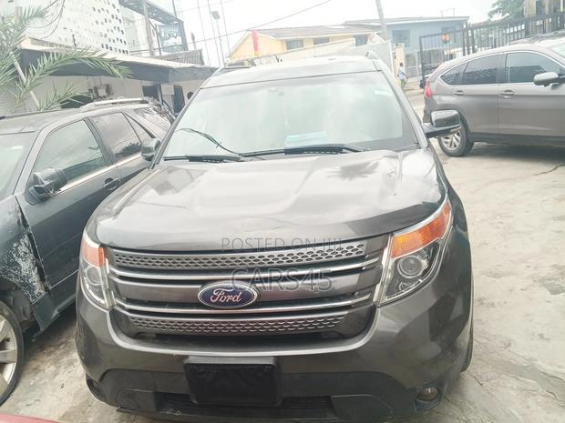 Ford Explorer 2015 Black