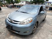Toyota Sienna 2004 Blue for sale