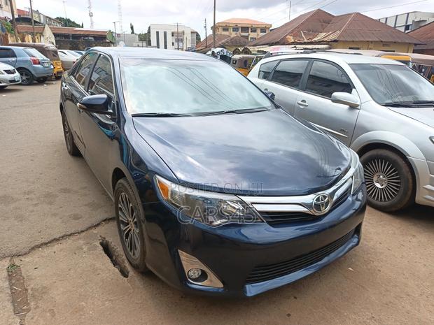 Toyota Camry 2014 Gray
