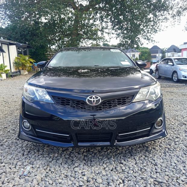 Toyota Camry 2012 Black