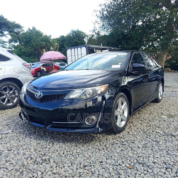 Toyota Camry 2012 Black