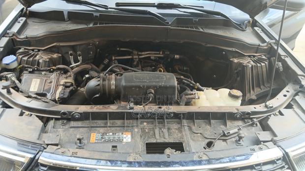 Ford Explorer XLT 2021 Gray