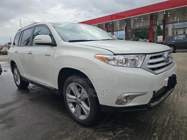 Toyota Highlander 2008 White