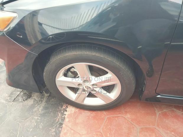 Toyota Camry 2014 Green