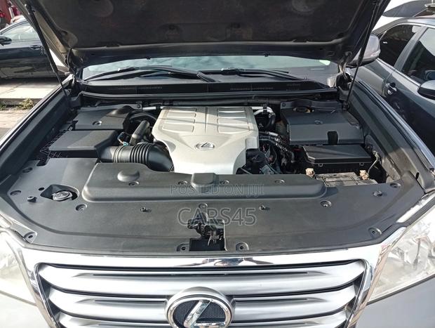 Lexus GX 2011 Gray