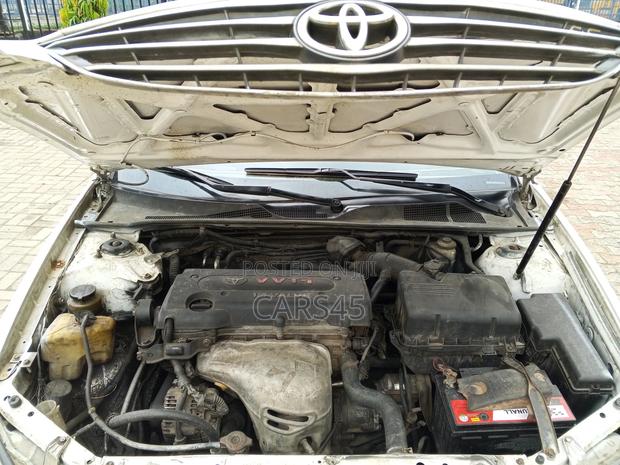 Toyota Camry 2002 White