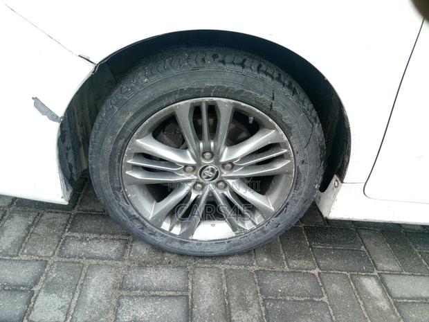 Toyota Camry 2013 White
