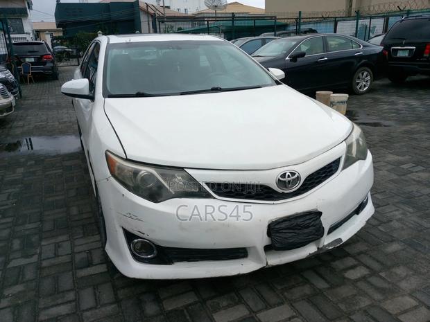 Toyota Camry 2013 White