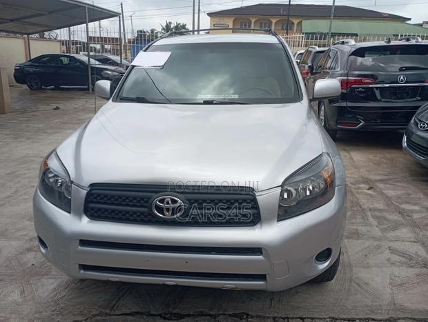 Toyota RAV4 2007 Silver