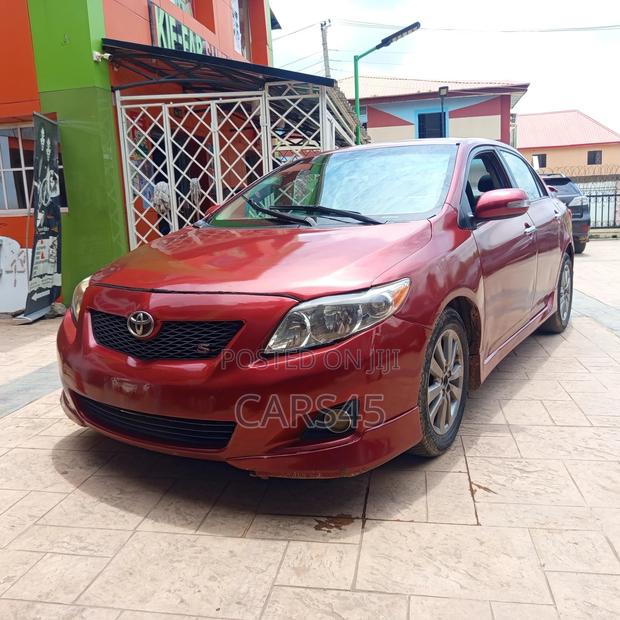 Toyota Corolla 2010 Red