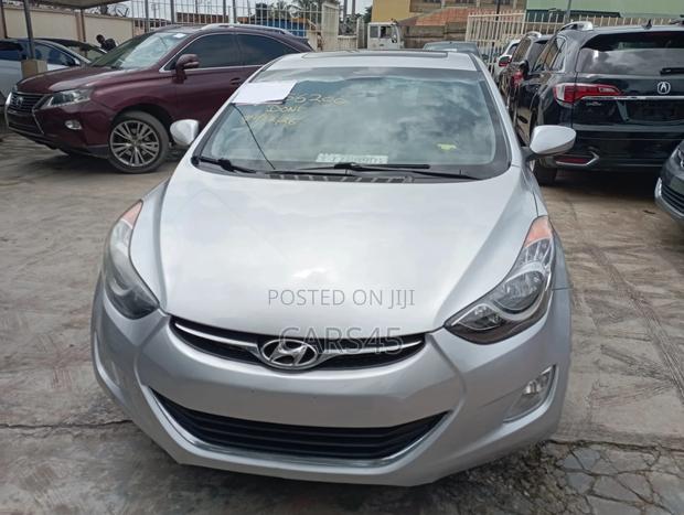 Hyundai Elantra 2013 Silver