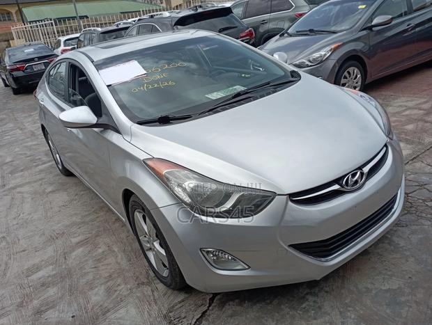 Hyundai Elantra 2013 Silver