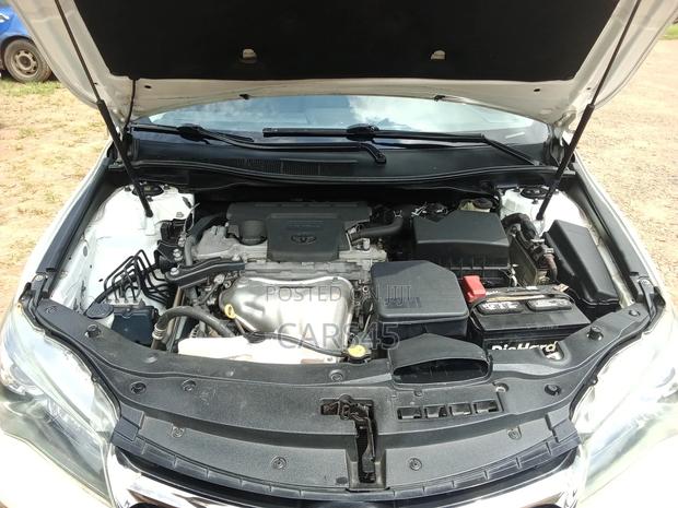 Toyota Camry 2016 White