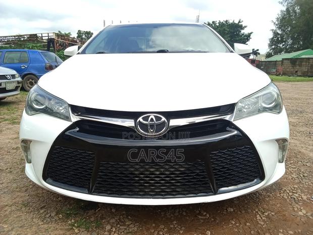 Toyota Camry 2016 White